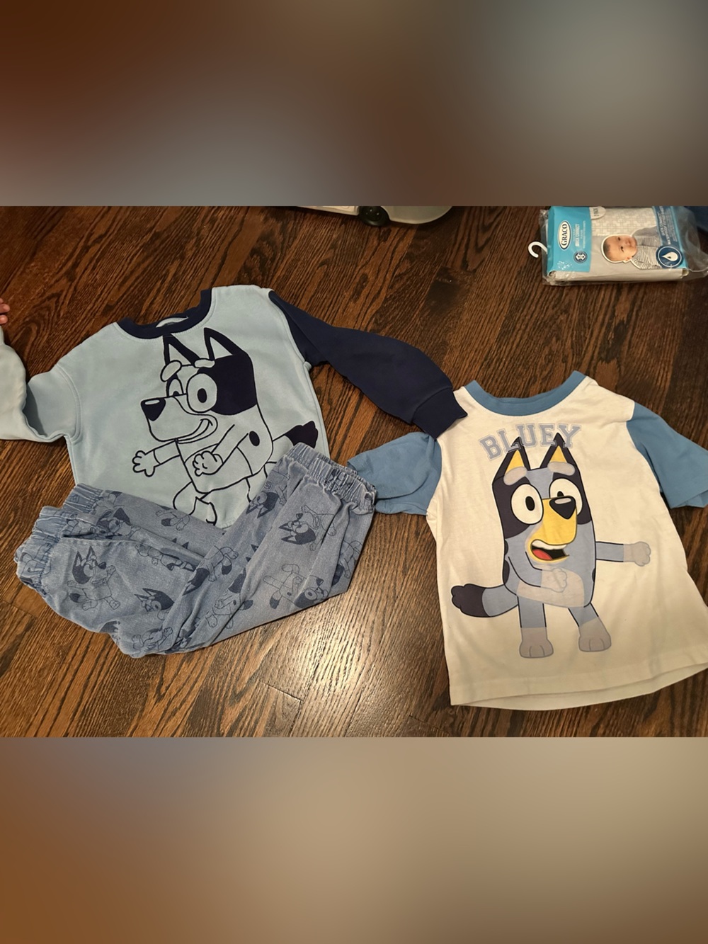 Kids' Bluey sweater, jeans & Tee Set
